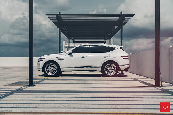 Фото дисков Vossen HF-7 Серебро на Genesis GV80