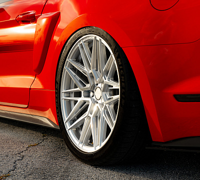 Фото дисков Vossen HF-7 на Ford Mustang VI