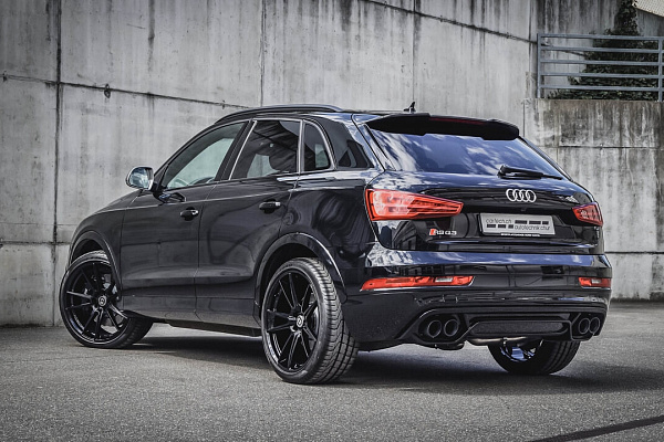 Фото дисков HRE FF04 Черный глянец на Audi Q3 (8U)