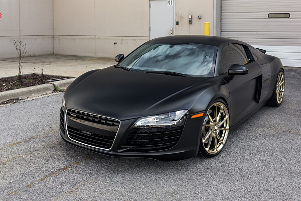 Фото дисков Anrky AN13 Глянцевое золото на Audi R8 (Typ 42)