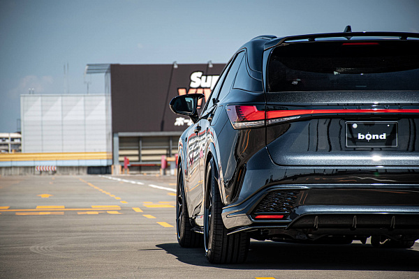Фото дисков HRE S200H Черный сатин на Lexus RX V