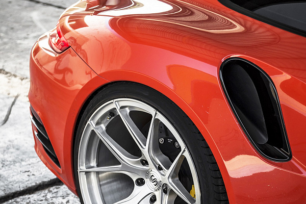 Фото дисков Strasse Wheels SM5R Deep Concave Monoblock Глянцевый лак на Porsche 911 VII