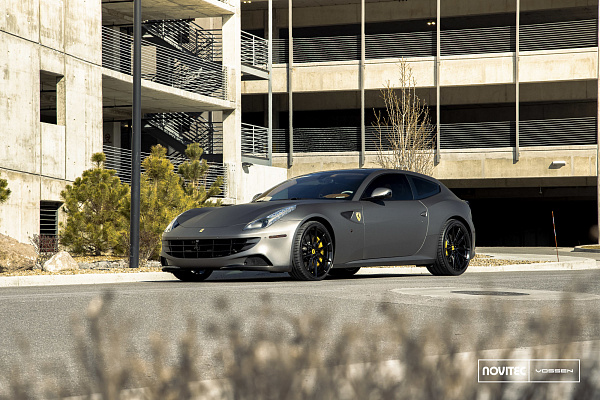 Фото дисков NOVITEC NF8 Черный глянец на Ferrari GTC4Lusso