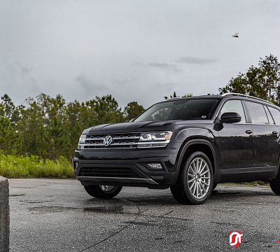 Фото дисков Vossen VFS-2 на Volkswagen Atlas