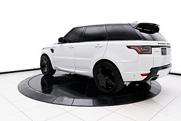 Фото дисков Giovanna Massis Черный глянец на Land Rover Range Rover Sport II