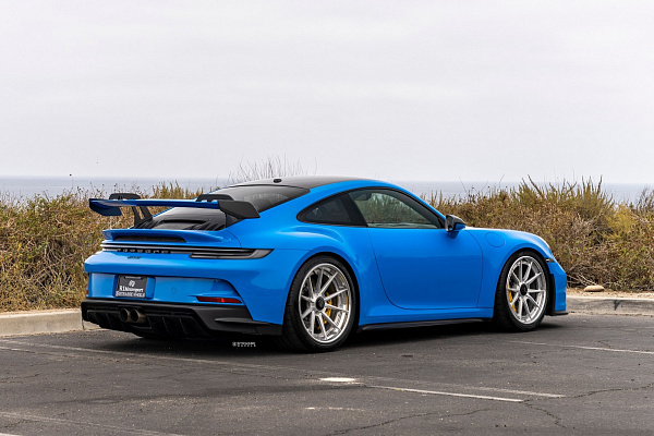 Фото дисков Strasse Wheels SV10 Deep Concave FS Глянцевый лак на Porsche 911 VIII