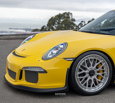 Фото дисков Strasse Wheels SV10M Deep Concave FS на Porsche 911 VII
