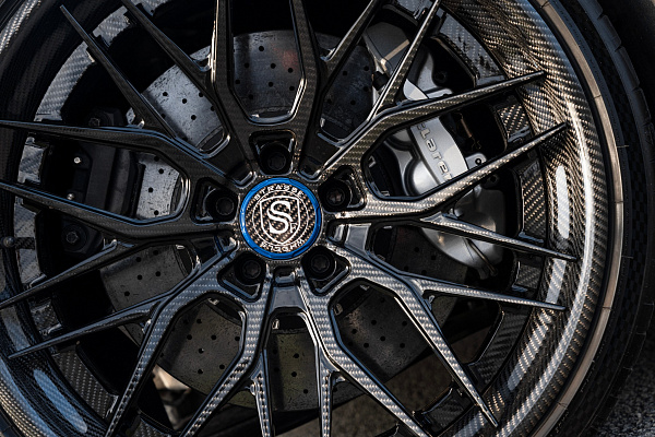 Фото дисков Strasse Wheels SV10M Deep Concave FS Другой цвет на McLaren 720S