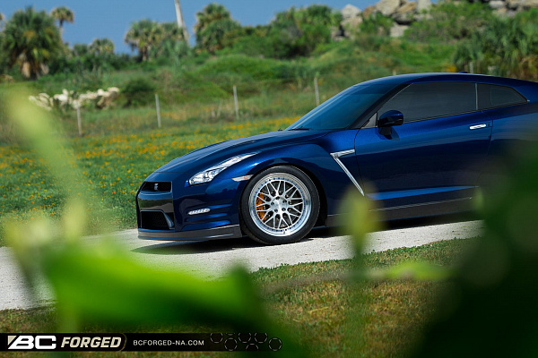 Фото дисков BC Forged LE81 // MLE81 Глянцевый лак на Nissan GT-R