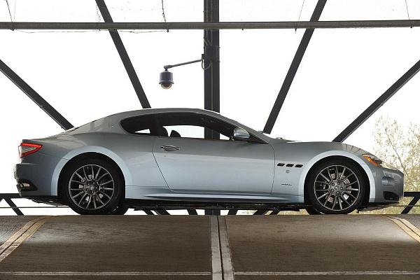 Фото дисков Maserati TRIDENT  на Maserati GranTurismo I