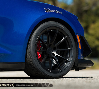 Фото дисков BC Forged RZ05 на Chevrolet Camaro VI