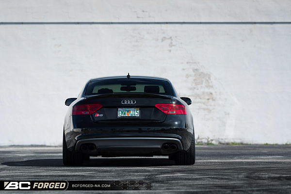 Фото дисков BC Forged LE72 // MLE72 Глянцевый темный лак на Audi A/S/RS 5 (8T)