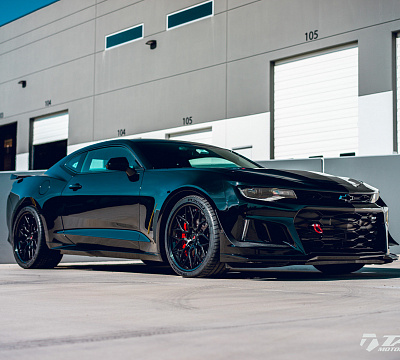 Фото дисков Vossen S17-01 (3-Piece) на Chevrolet Camaro VI