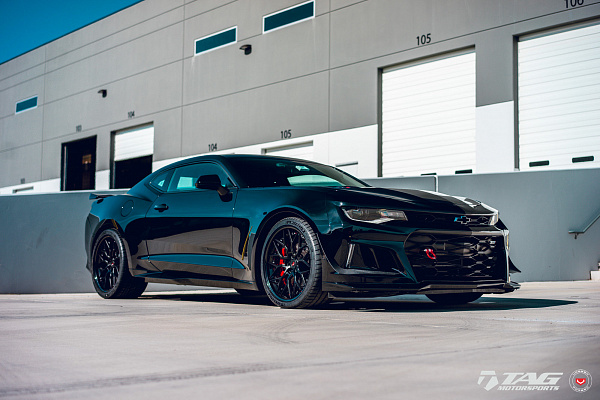 Фото дисков Vossen S17-01 (3-Piece) Черный сатин на Chevrolet Camaro VI