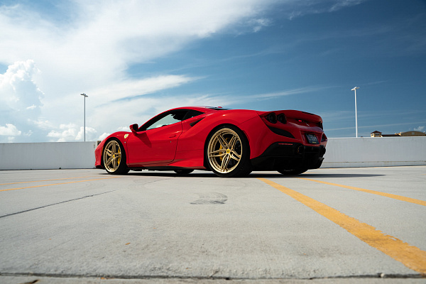 Ferrari F8 Tributo