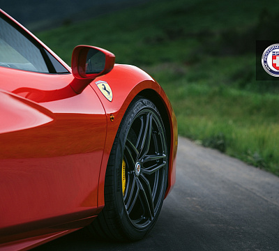 Фото дисков HRE P107SC на Ferrari 488