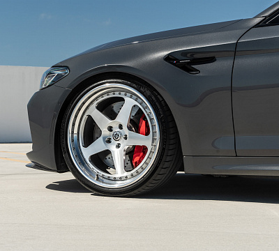Фото дисков HRE 305 на BMW 5/M5 (G30/F90)