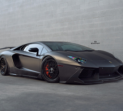 Фото дисков HRE 300 на Lamborghini Aventador