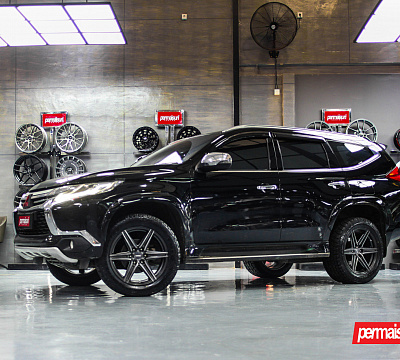 Фото дисков Vossen HF6-2 на Mitsubishi Pajero Sport III