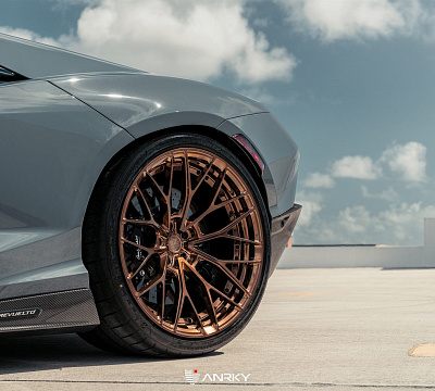 Фото дисков Anrky AN20 на Lamborghini Revuelto
