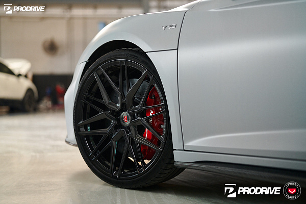 Фото дисков Vossen EVO-5 Черный глянец на Audi R8 (4S)