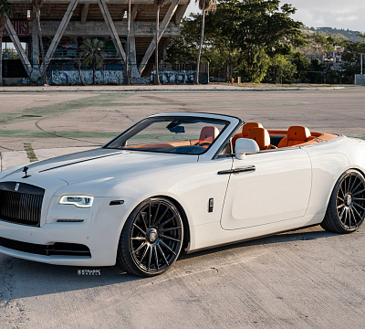 Фото дисков Strasse Wheels SV15T Deep Concave Duoblock RR на Rolls-Royce Ghost I