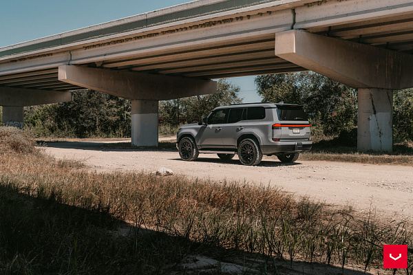 Фото дисков Vossen HF6-3 Черный сатин на Lexus GX II