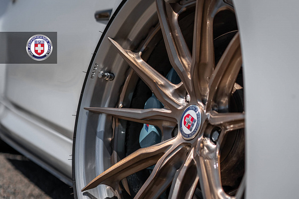 Фото дисков HRE S104SC Глянцевое темное золото на BMW 3/M3 (F3x/F80)