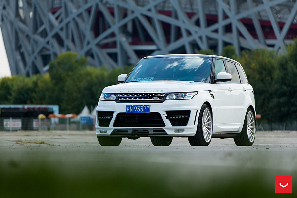 Фото дисков Vossen VFS-2 Серебро на Land Rover Range Rover Sport II