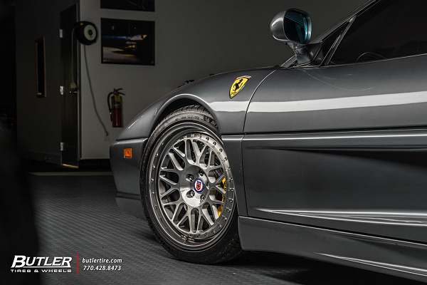 Фото дисков HRE 300 Глянцевый лак на Ferrari F355