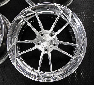 ADV.1 ADV5.3 M.V2 CS