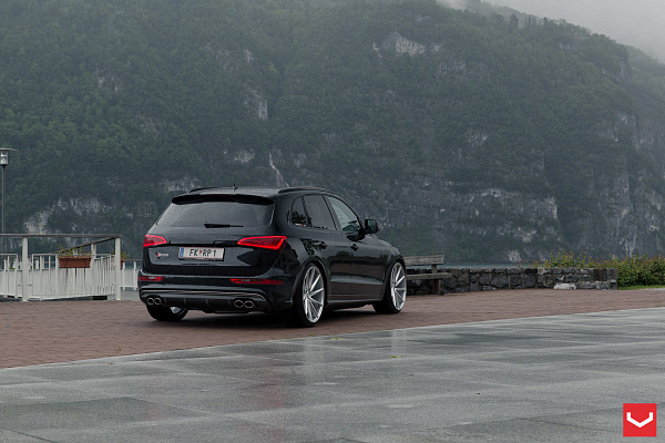 Фото дисков Vossen CVT Серебро на Audi Q5 (8R)