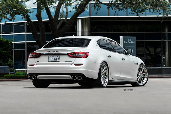 Фото дисков Strasse Wheels SV1 Deep Concave FS Глянцевый лак на Maserati Quattroporte VI