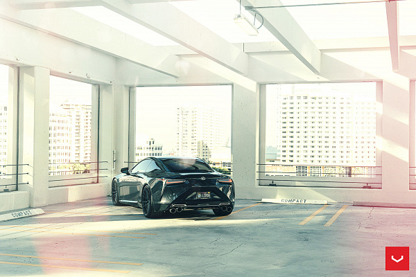 Фото дисков Vossen HF-4T Глянцевый графит на Lexus LC 500
