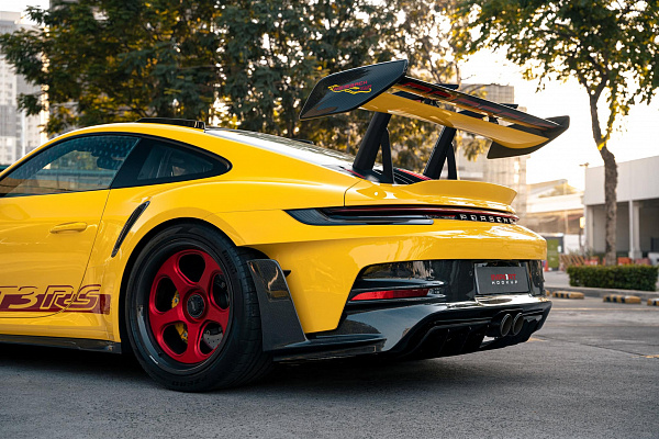 Фото дисков Brixton Forged TR06 Красный сатин на Porsche 911 VIII