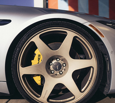 Фото дисков Brixton Forged RS01 на Mercedes-Benz SL (R232)