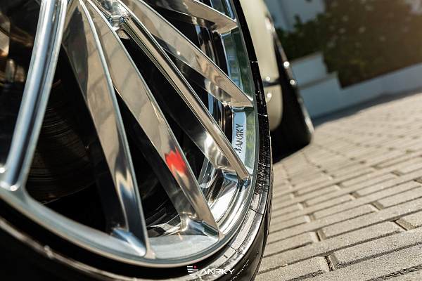 Фото дисков Anrky AN19 Полированный лак на Bentley Continental GT III