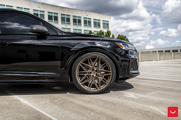 Фото дисков Vossen HF-7 Глянцевая бронза на Audi Q7 (4M)
