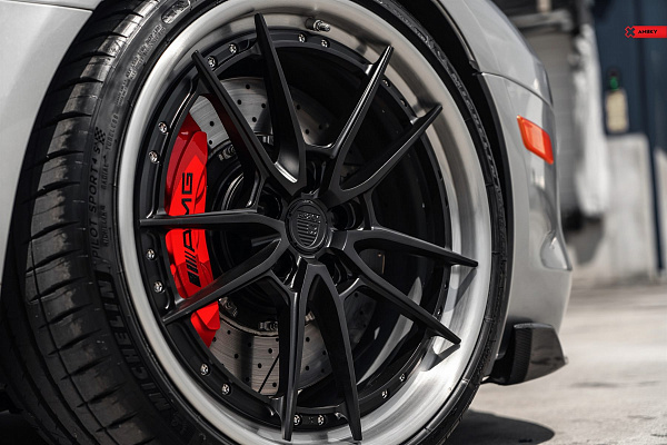 Фото дисков Anrky AN34 Черный сатин на Mercedes-Benz SLS AMG