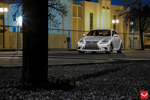 Фото дисков Vossen CV3 Сатиновый графит на Lexus IS II