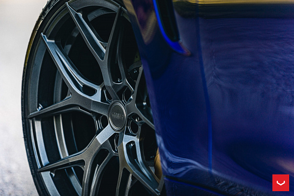 Фото дисков Vossen HF-5 Глянцевый графит на BMW 4/M4 (F32/F82)