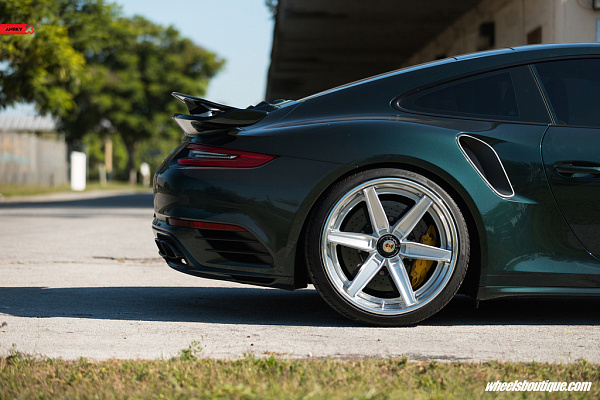 Фото дисков Anrky AN36 Глянцевый лак на Porsche 911 VII