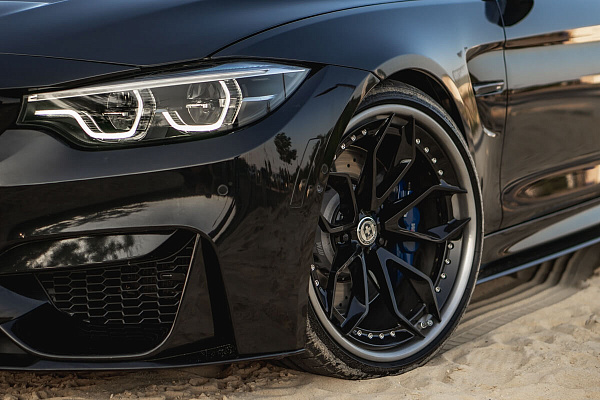 Фото дисков HRE S201 Черный глянец на BMW 4/M4 (F32/F82)