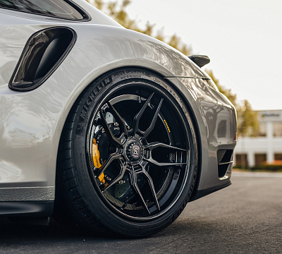 Фото дисков Strasse Wheels SV4 Deep Concave FS на Porsche 911 VII