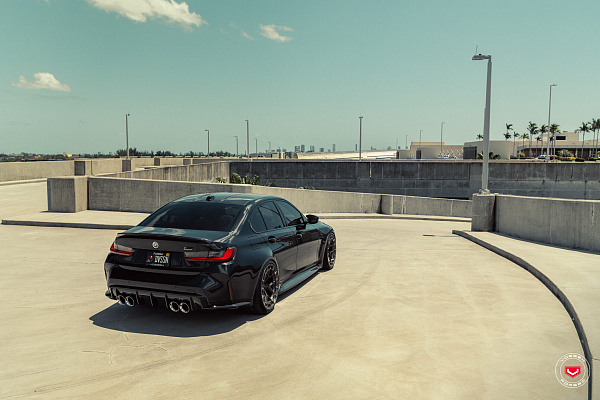 Фото дисков Vossen LC3-01 Глянцевый темный лак на BMW 3/M3 (G2x/G80)
