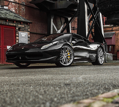 Фото дисков Vossen S21-02 на Ferrari 458