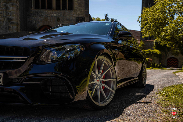 Фото дисков Vossen M-X2 Сатиновый лак на Mercedes-Benz E-Class (W213, S213, C238)