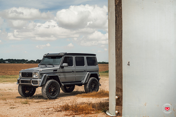 Фото дисков Vossen LC3-01 Черный глянец на Mercedes-Benz G-Class III
