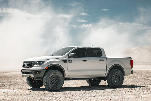 Фото дисков Black Rhino DUGGER Черный матовый на Ford Ranger T6