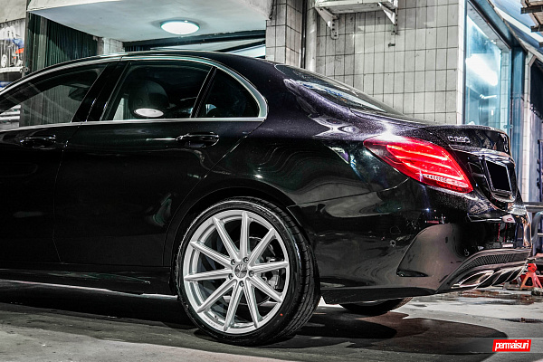 Фото дисков Vossen VFS-10 Серебро на Mercedes-Benz C-Class (W205)